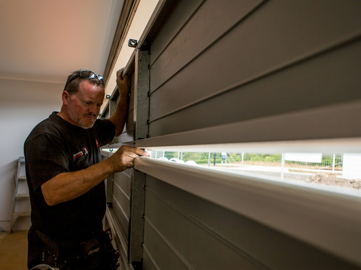Residential garage door repair Perth